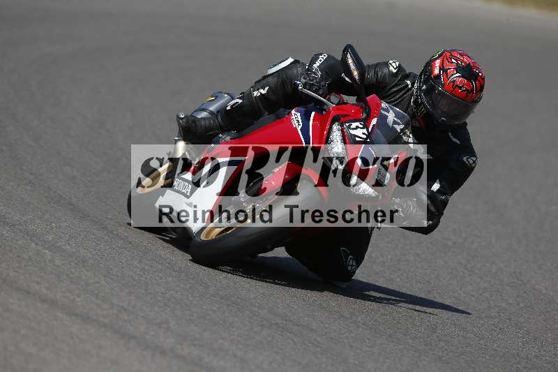 Archiv-2023/28 05.06.2023 Moto Club Anneau du Rhin/blanc-novice/32